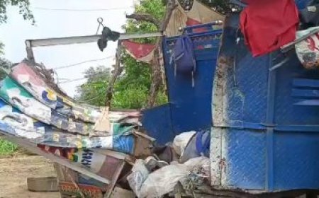 Tragic Collision in Salempur: 10 Dead, 27 Injured in Pickup and Bus Crash