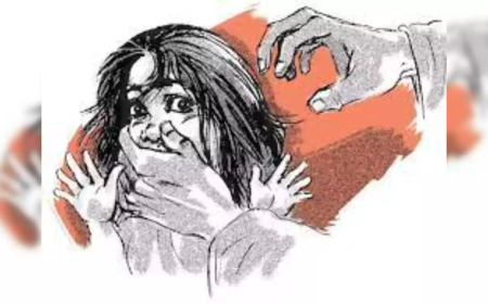 अल्पवयीन मुलीवर बलात्काराच्या दोन घटना सावत्र पिता आणि काकांकडून बलात्कार