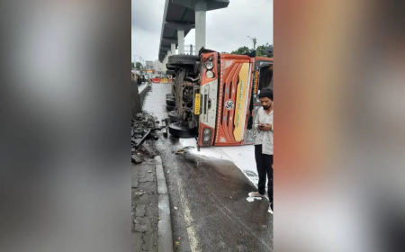 ठाणे: घोडबंदर येथे पातलीपाडा उड्डाणपूलाजवळ अवजड वाहने उलटल्याने वाहतुक ठप्प