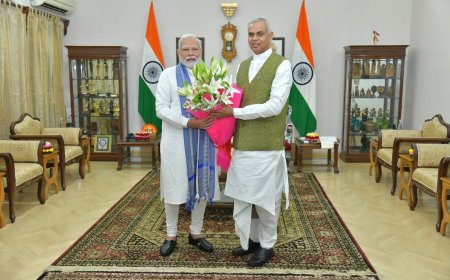 રાજ્યપાલ અને મુખ્યમંત્રી એ ગુજરાતના નાગરિકો વતી  પ્રધાનમંત્રીને જન્મદિવસની શુભકામનાઓ પાઠવી