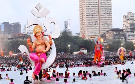 पुढच्या वर्षी लवकर या...' राज्यभरात लाडक्या गणरायाला भावपूर्ण निरोप