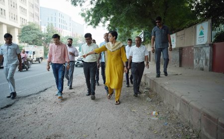 Chief Minister Atishi and Ministers Inspect Delhi's Damaged Roads