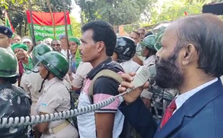 मुख्यमंत्री आवास घेरने निकले झारखंड आंदोलनकारियों को पुलिस ने रोका