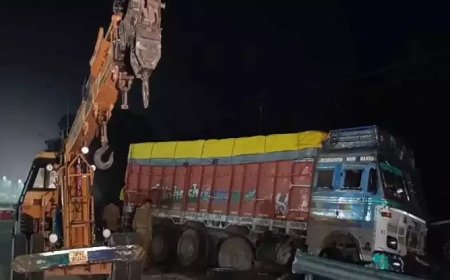 उत्तर प्रदेश के मीरजापुर में ट्रक की टक्कर से ट्रैक्टर सवार 10 लोगों की मौत