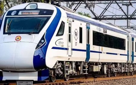 इटावा में वंदे भारत ट्रेन से सांड टकराने से इंजन हुआ फेल, दिल्ली हावड़ा रेल मार्ग एक घंटे रहा बाधित