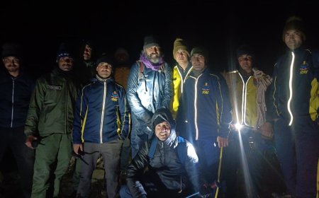 नीलकंठ ट्रैक पर फंसे चार विदेशी पर्यटकों को एसडीआरएफ ने बचाया, सुरक्षित बदरीनाथ लाया