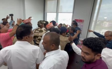 आगरी सेनेविरोधात वसई-विरार महापालिका अधिकाऱ्यांचे निषेध आंदोलन