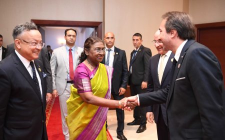 President Murmu Calls on Algerian Companies to Join 'Make in India' Initiative