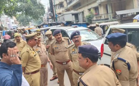 बहराइच हिंसा में क्षेत्राधिकारी रुपेंद्र गौड़ हटाए गए, रवी खोखर को मिला चार्ज  - चार दिन से इंटरनेट सेवा निलंबित, कराेड़ाें का व्यापार प्रभावित