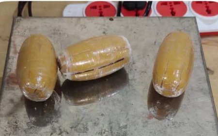 મુંબઈ એરપોર્ટ પર ત્રણ તસ્કરોની અટક, 92.13 લાખ રૂપિયા નું સોનું જપ્ત