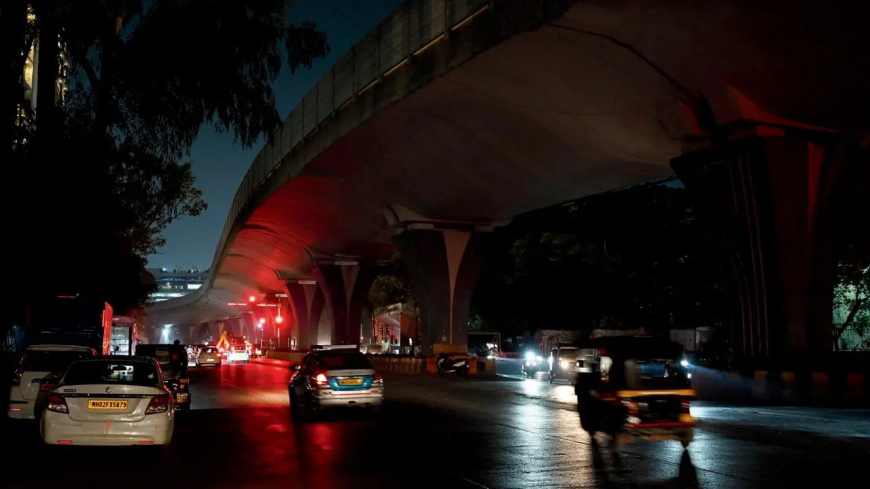 Lights Out on CST Road: A Year in Darkness Risks Lives in Kalina