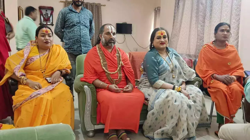 महाकुम्भ में सबसे नया है किन्नर अखाड़ा, ट्रांसजेंडर राइट्स के लिए कर रहा काम
