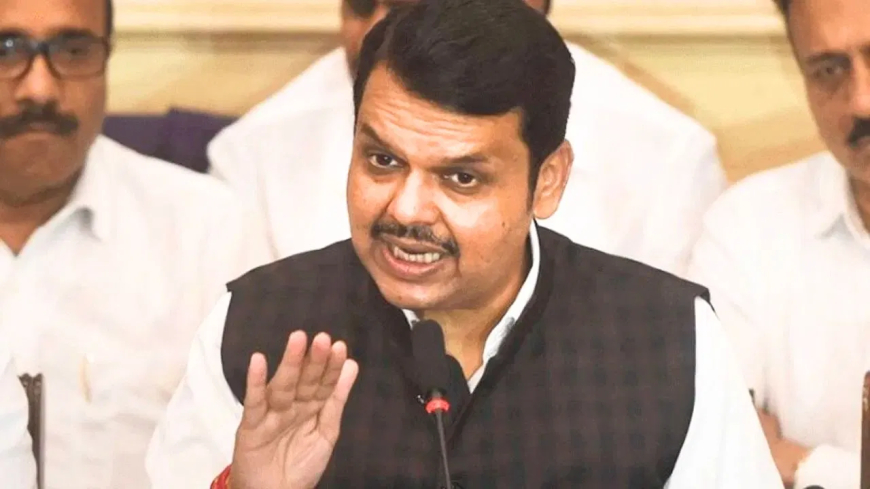 महाराष्ट्र में हिंदी थोपने का कोई सवाल नहीं, मराठी रहेगी अनिवार्य: उपमुख्यमंत्री देवेंद्र फडणवीस का स्पष्टीकरण