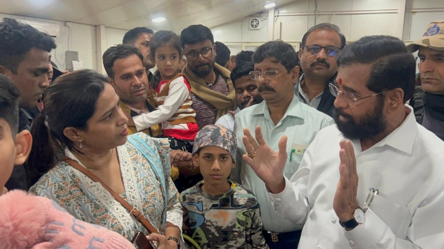 श्रीनगर पहुंचे महाराष्ट्र के उपमुख्यमंत्री एकनाथ शिंदे, फंसे हुए पर्यटकों को दी हरसंभव मदद का भरोसा