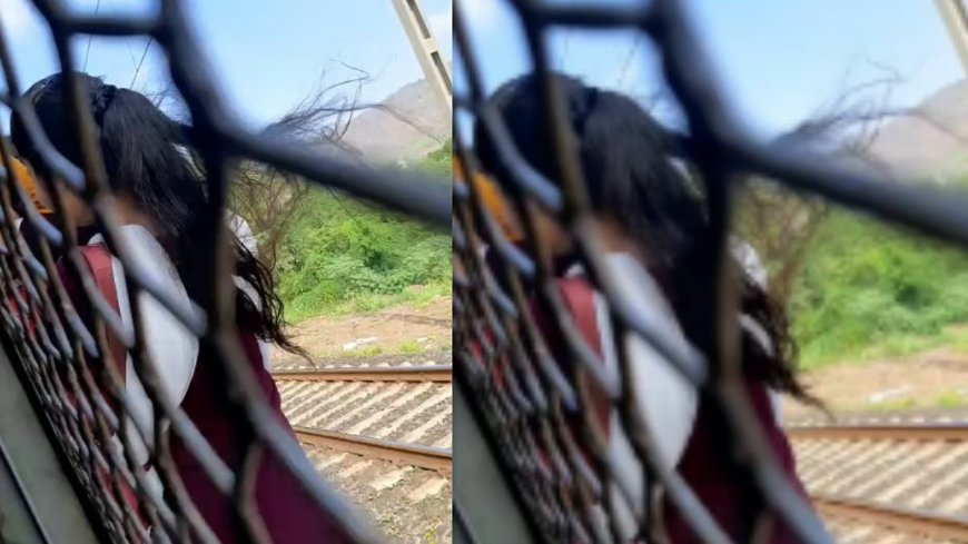 Women Risk Lives on Footboard After Kalyan Ladies Special Delayed by 40 Minutes