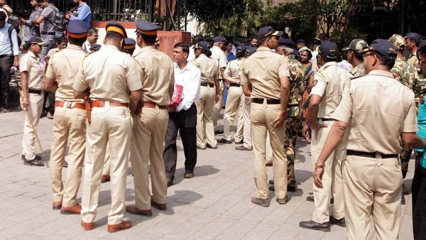 Maharashtra Govt Transfers 26 IPS Officers in Major Reshuffle
