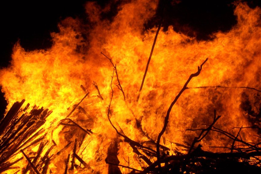 Massive Fire Erupts at Kandivali High-Rise, No Casualties Reported
