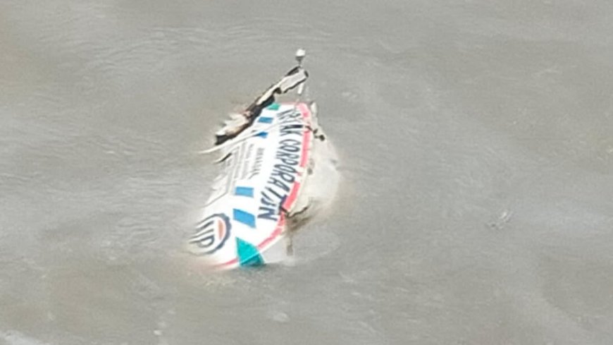 Massive Accident on Old Versova Bridge: Tanker Plunges into Creek, Driver Dead