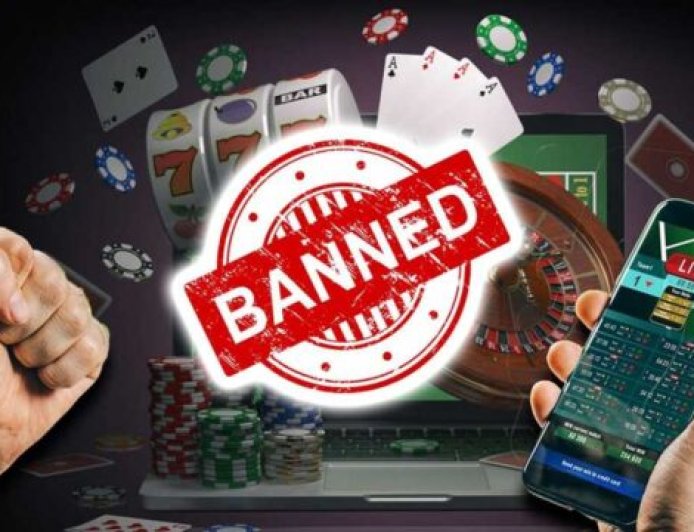 Online Gaming Ban On The Cards As Maharashtra CM Fadnavis Raises Alarm Over Suicides And Scams