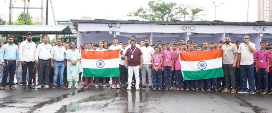 वसई-विरार महापालिकेची 'घरोघरी तिरंगा' मोहिम उत्साहात: तिरंगा दौड, बाईक रॅली आणि वृक्षारोपणाने देशभक्तीचे वातावरण