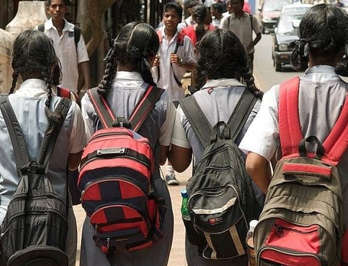 मोहाली के निजी स्कूलों को बम से उड़ाने की धमकी; कई स्कूल खाली कराए गए, पुलिस की सघन तलाशी